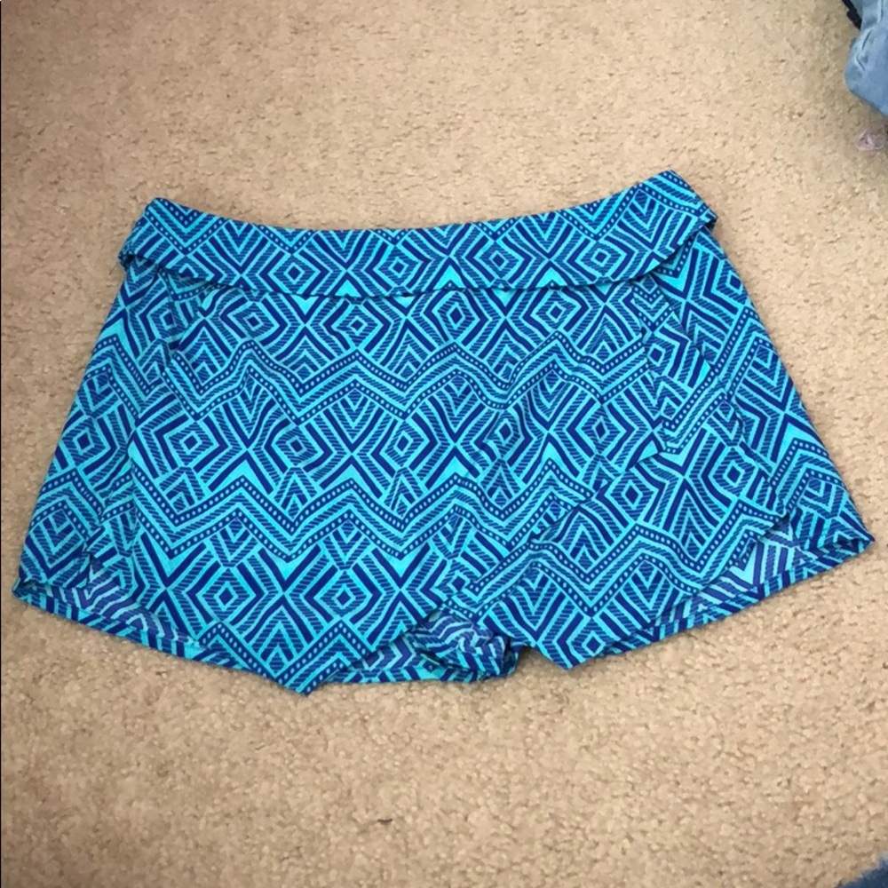 blue shorts
